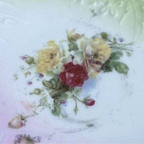 Vintage Floral Decorative Plate - Picture 2 of 5